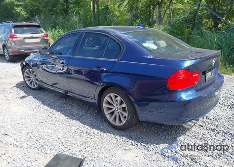 2011 BMW 328I z USA, uszkodzony, nr VIN WBAPH7C59BE678501